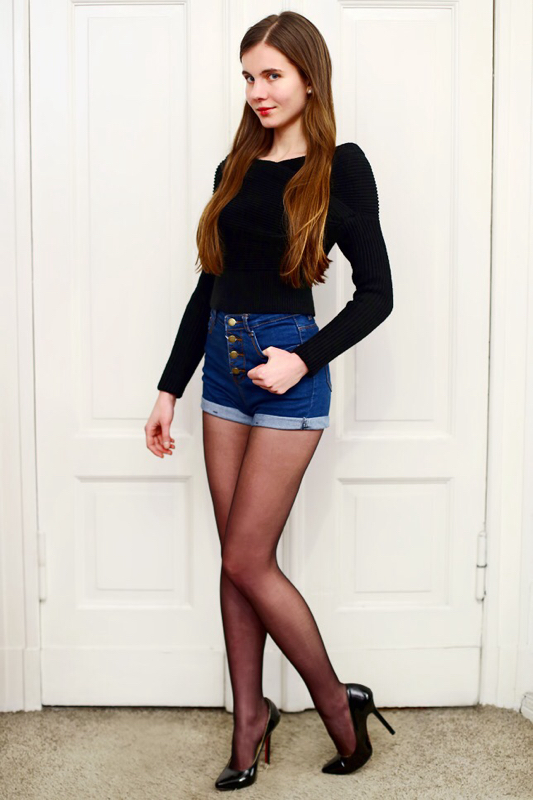Black Sweater Discovering Arms Denim Shorts And High Waisted Tights