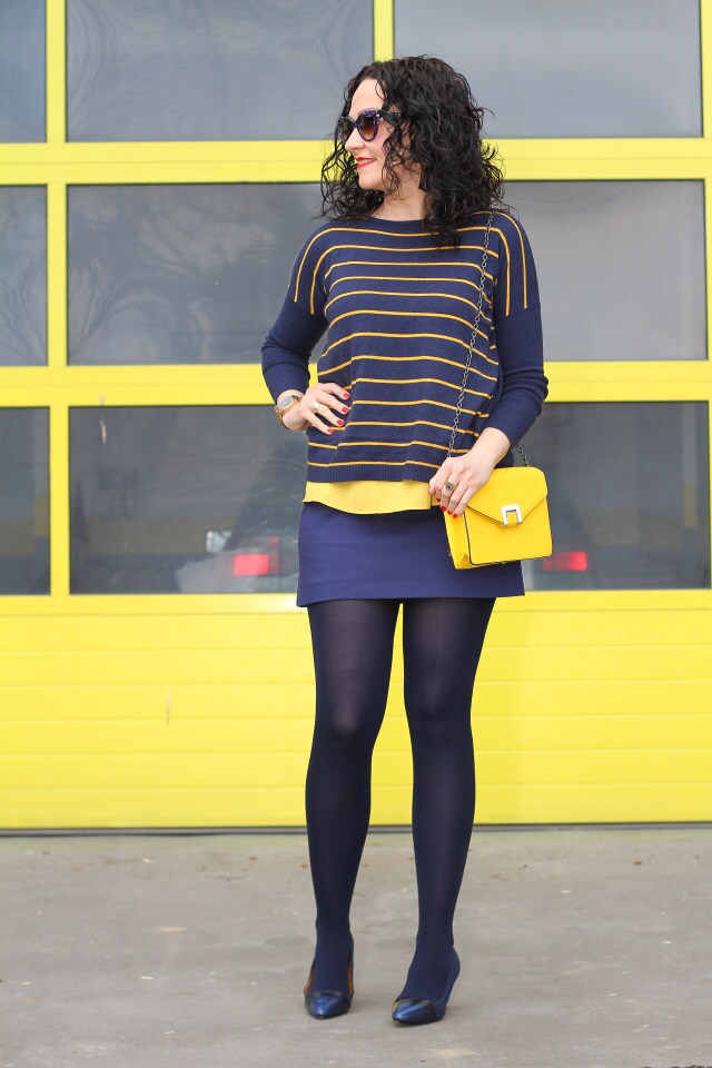NAVY BLUE AND YELLOW OUTFIT - Fashion Tights