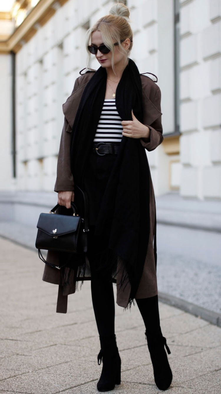 A long coat in chocolate color - Fashion Tights