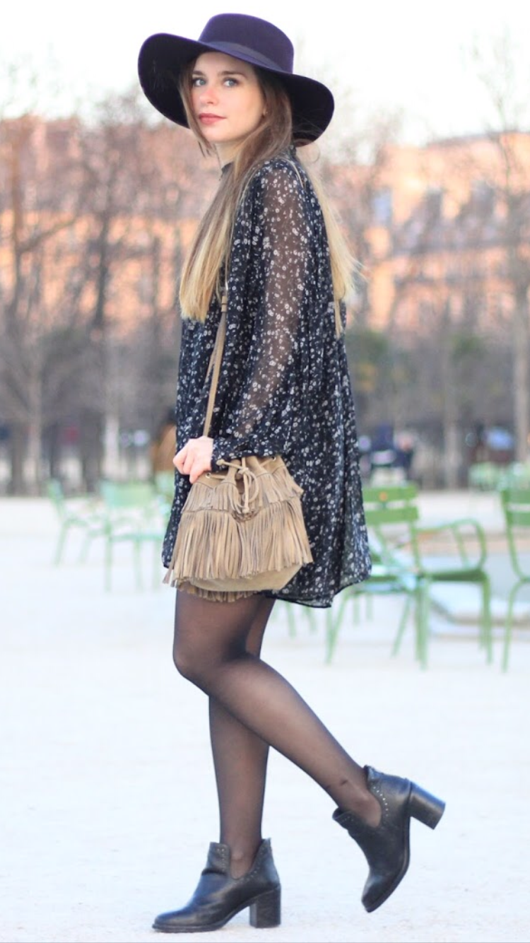 Flowers and ruffles - Fashion Tights